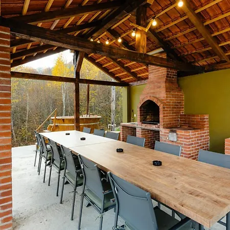 Forest Ghermin Villa Negreni